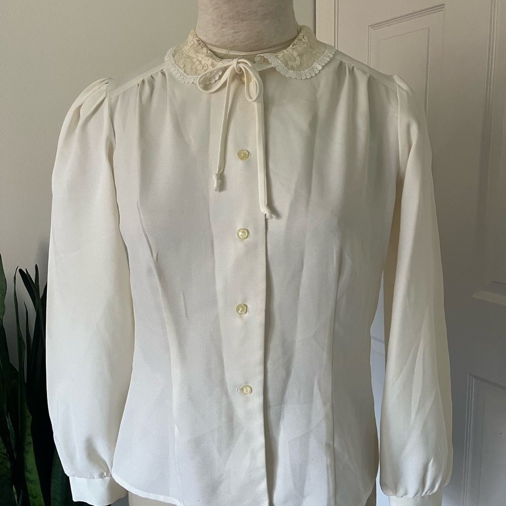 Vintage Cream Blouse with Lace Collar